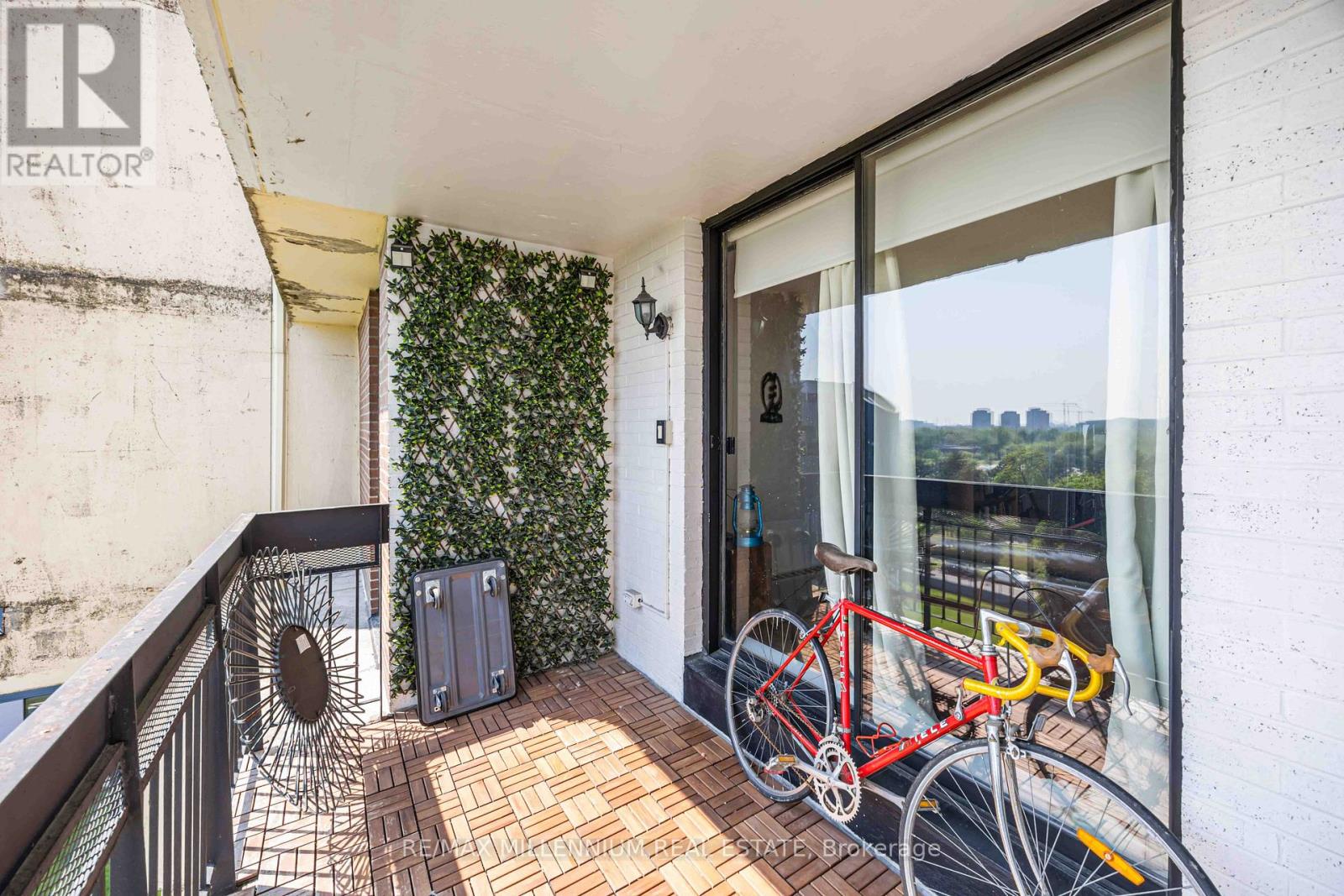 720 - 4645 Jane Street, Toronto, Ontario  M3N 2K9 - Photo 28 - W12771118