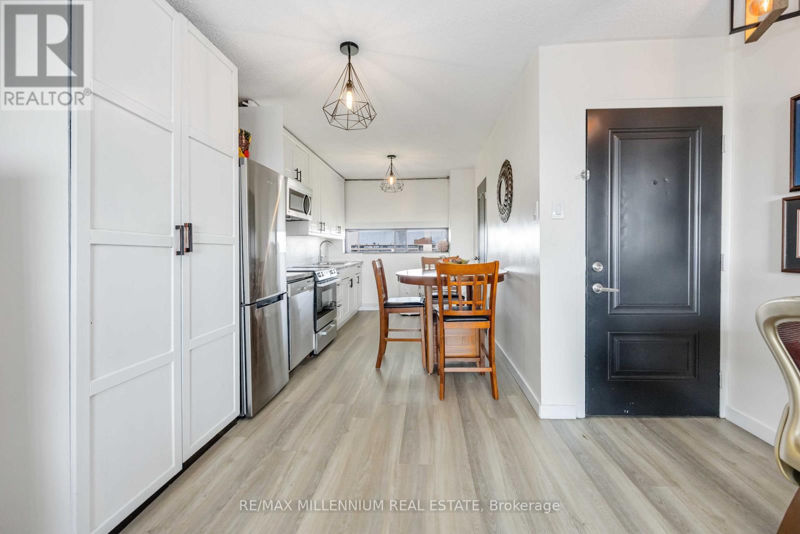 720 - 4645 Jane Street, Toronto, Ontario  M3N 2K9 - Photo 6 - W12771118