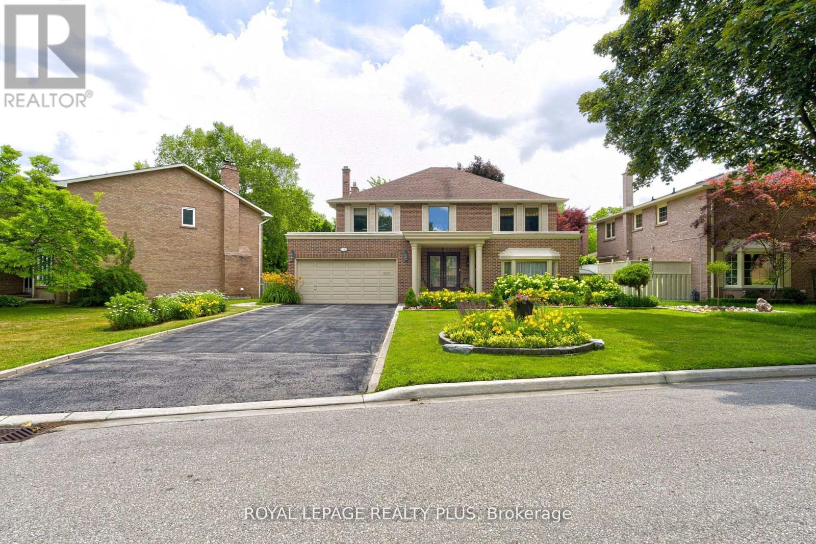 1760 FEATHERSTON COURT, Mississauga, Ontario
