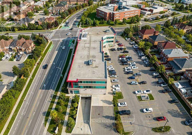 109 - 50 Sunny Meadow Boulevard, Brampton, Ontario  L6R 0Y7 - Photo 4 - W12771156