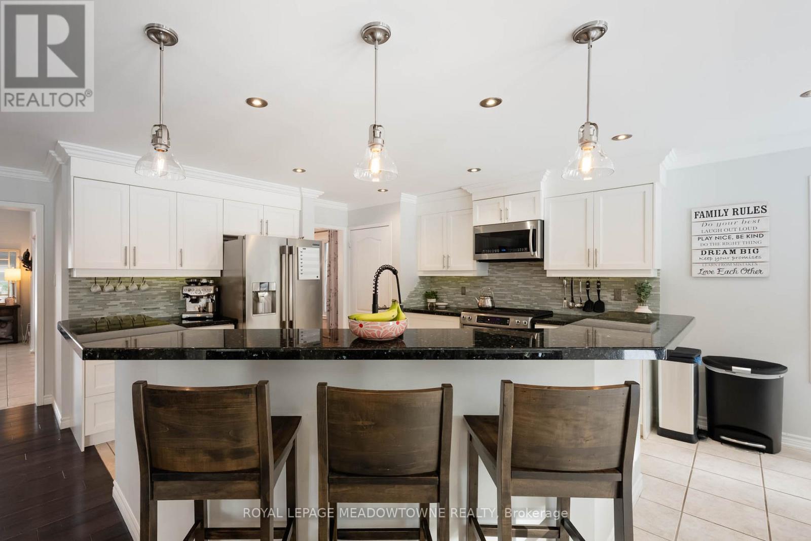 19 Grist Mill Drive, Halton Hills, Ontario  L7G 6C2 - Photo 16 - W12771162