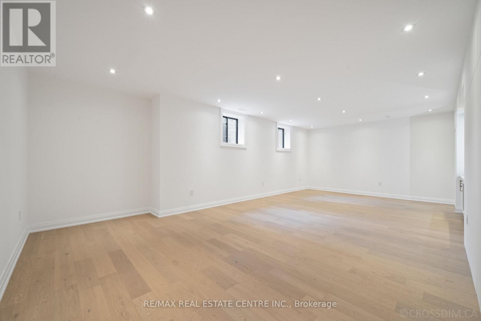 1065 Rebecca Street, Oakville (Wo West), Ontario  L6L 1Y6 - Photo 30 - W12771180