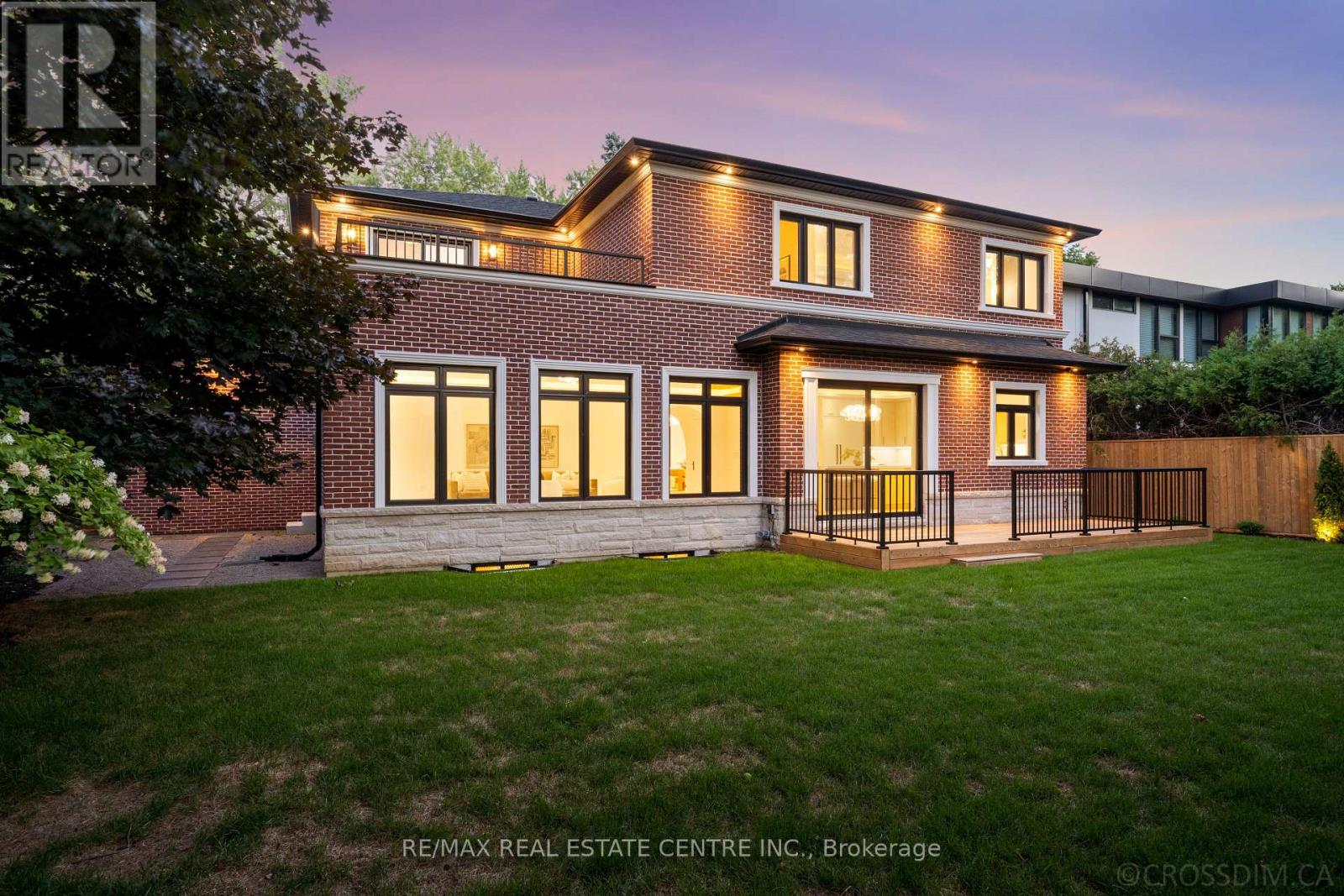 1065 Rebecca Street, Oakville (Wo West), Ontario  L6L 1Y6 - Photo 40 - W12771180