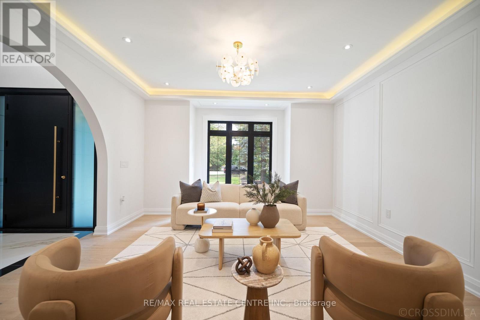 1065 Rebecca Street, Oakville (Wo West), Ontario  L6L 1Y6 - Photo 8 - W12771180