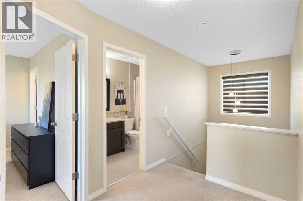 38 Spring Crescent Sw, Calgary, Alberta  T3H 3V2 - Photo 16 - A2265193