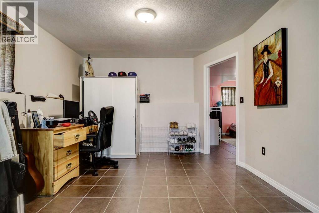 106 Peigan Court W, Lethbridge, Alberta  T1K 7N8 - Photo 29 - A2275468