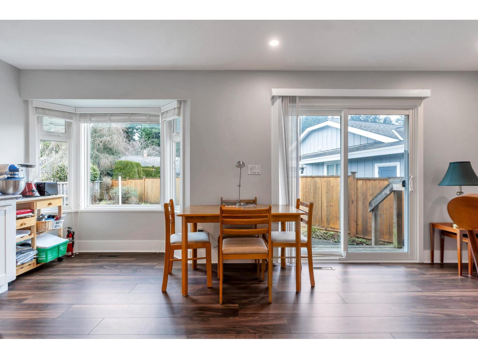 14243 19a Avenue, Surrey, British Columbia  V4A 7X7 - Photo 3 - R3087474