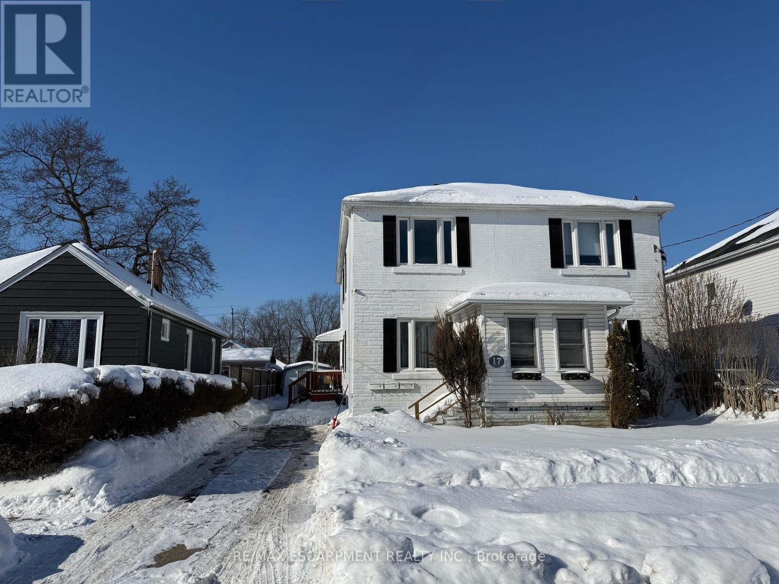 17 Lyons Avenue, Welland (Lincoln/crowland), Ontario  L3B 1L8 - Photo 14 - X12771030