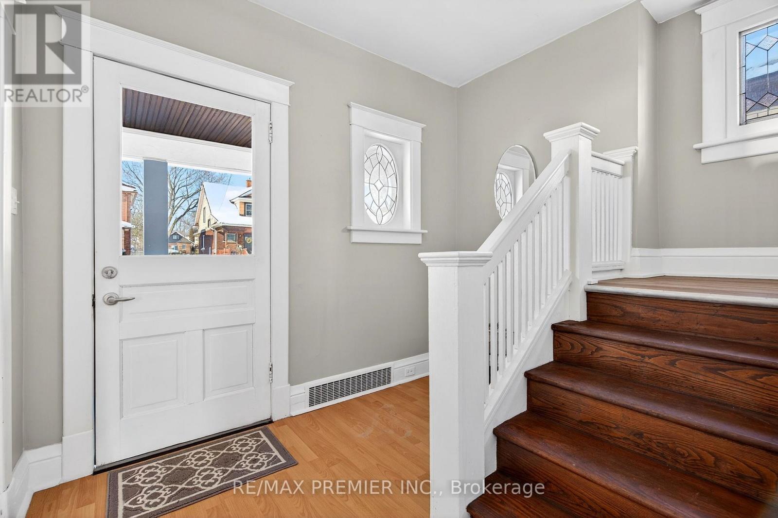 4848 Second Avenue, Niagara Falls, Ontario  L2E 4J1 - Photo 3 - X12771124