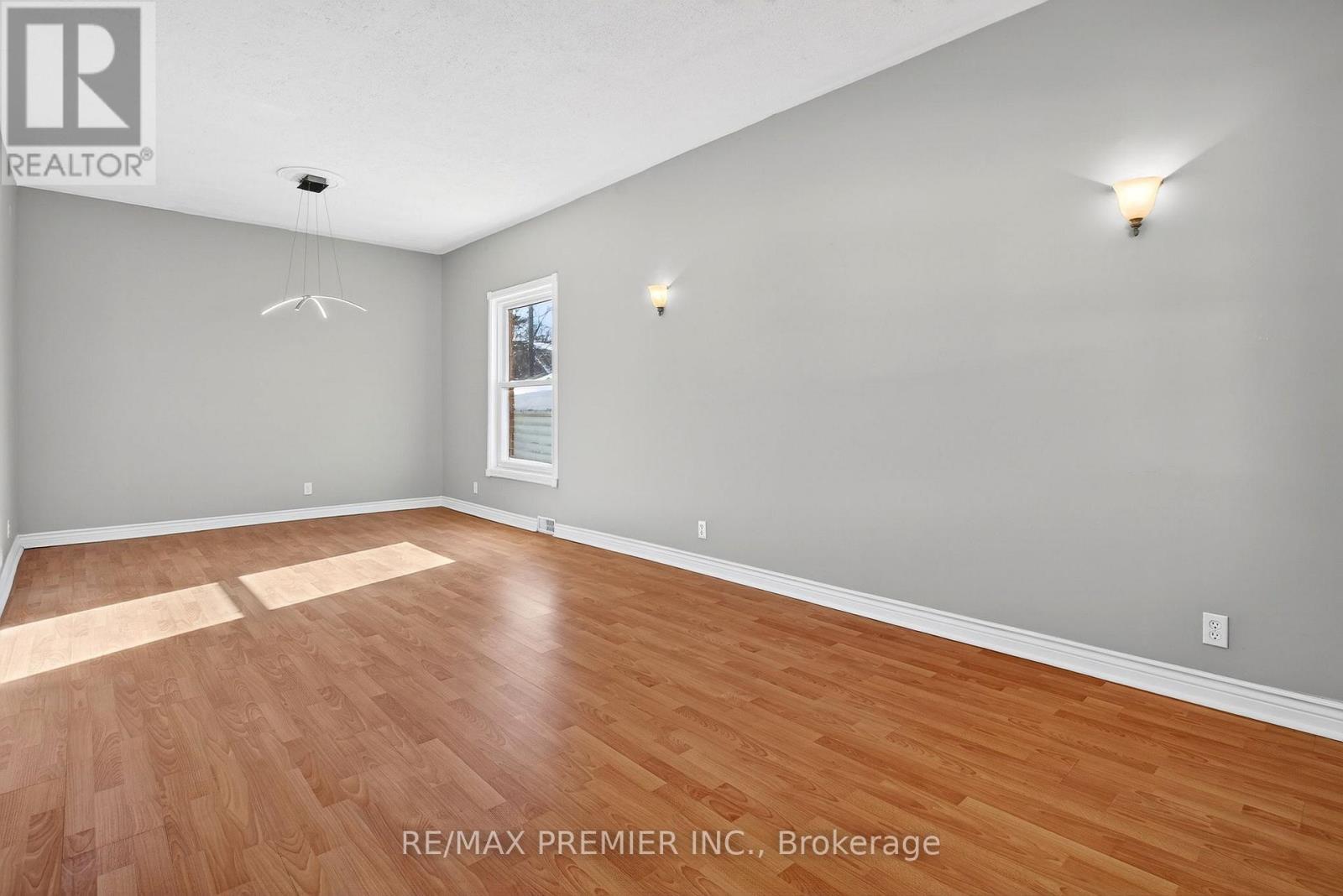 4848 Second Avenue, Niagara Falls, Ontario  L2E 4J1 - Photo 5 - X12771124