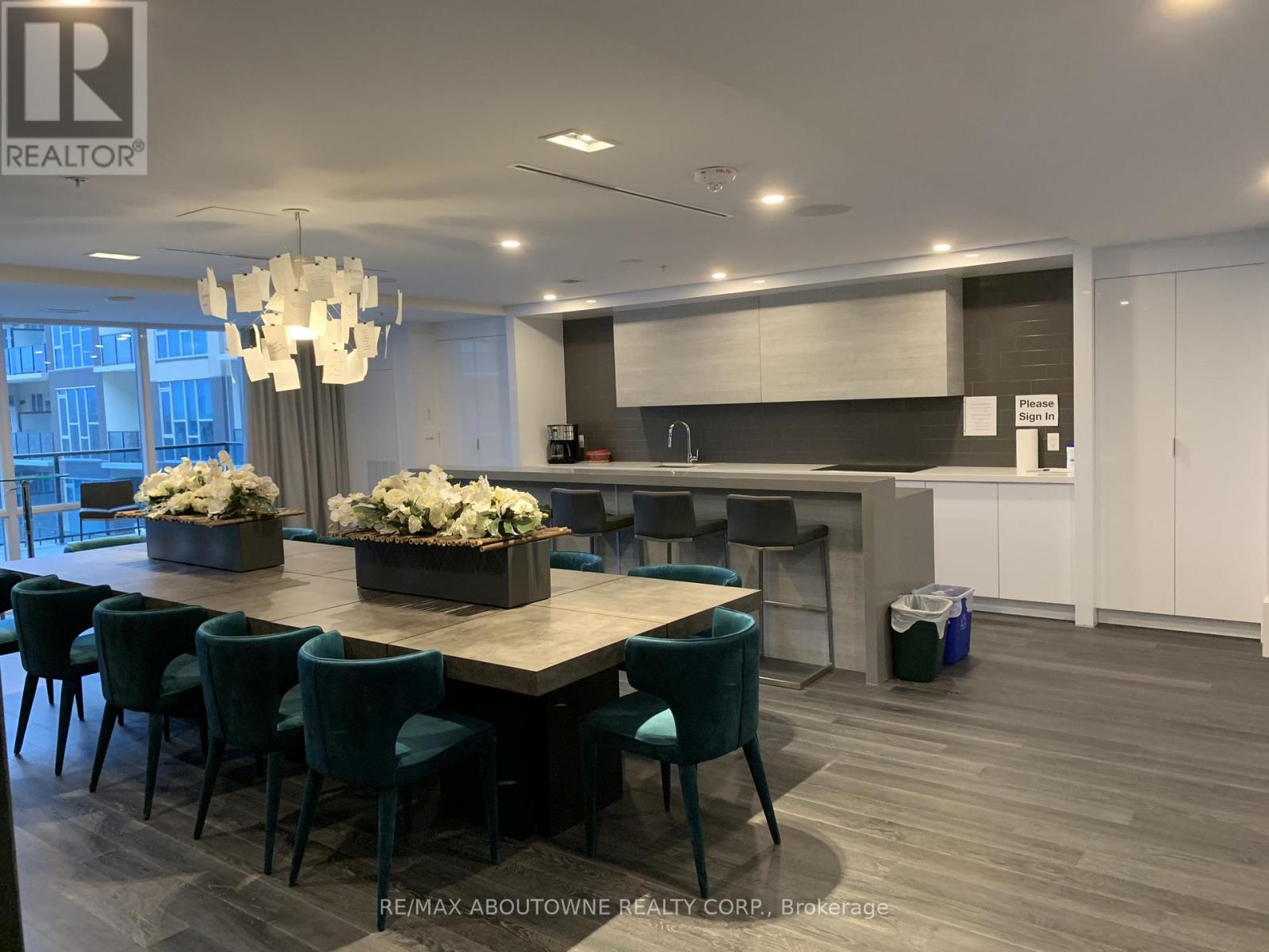 505 - 16 Concord Place, Grimsby (Grimsby Beach), Ontario  L3M 0J1 - Photo 35 - X12771140