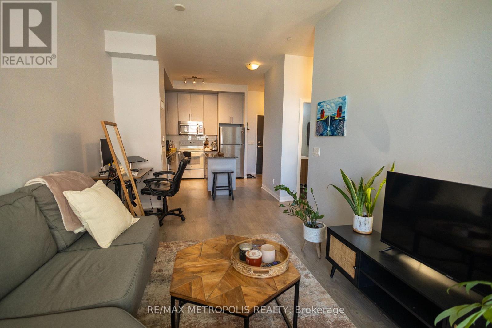 110 - 85 Duke Street, Kitchener, Ontario  N2G 1A6 - Photo 10 - X12771146