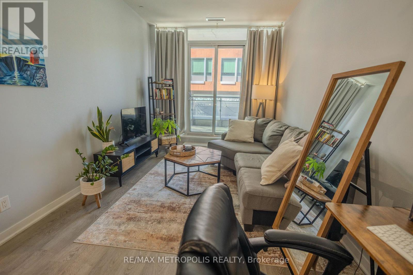 110 - 85 Duke Street, Kitchener, Ontario  N2G 1A6 - Photo 7 - X12771146