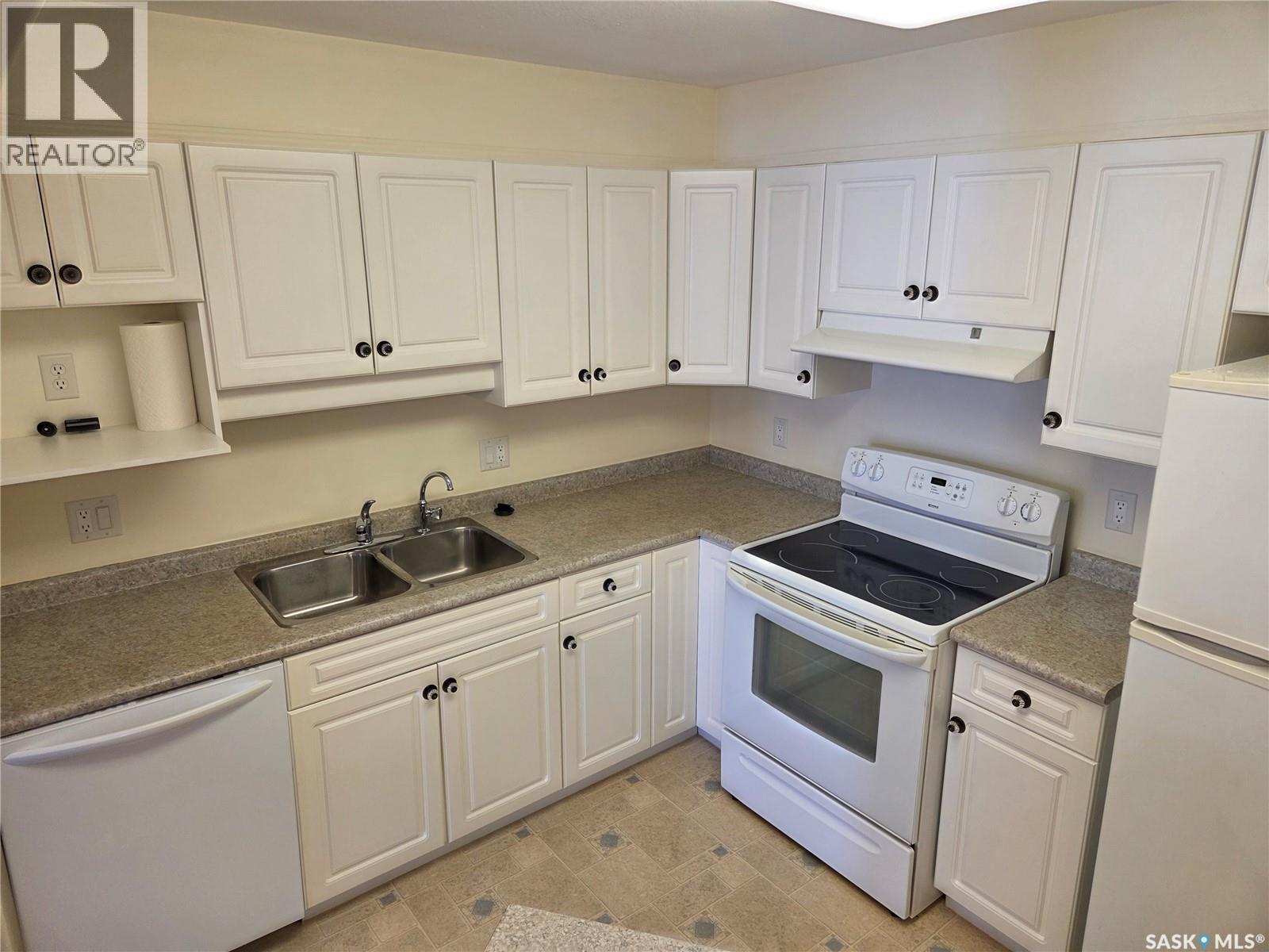 106 729 101st Street, Tisdale, Saskatchewan  S0E 1T0 - Photo 2 - SK028193