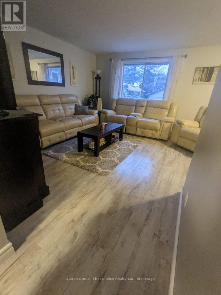 18 Moderwell Street, Stratford, Ontario  N5A 7T9 - Photo 12 - X12685300