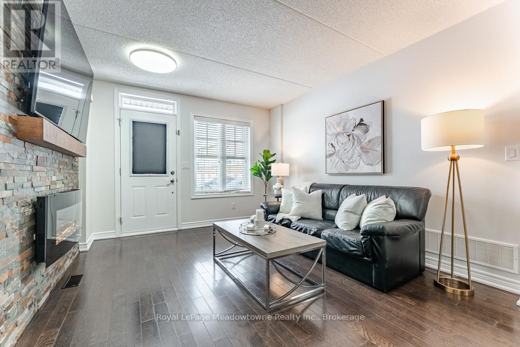 77 - 1380 Costigan Road, Milton, Ontario  L9T 8L2 - Photo 5 - W12771218