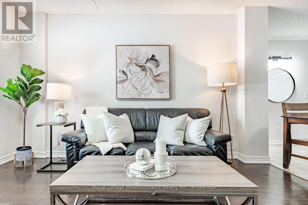 77 - 1380 Costigan Road, Milton, Ontario  L9T 8L2 - Photo 8 - W12771218