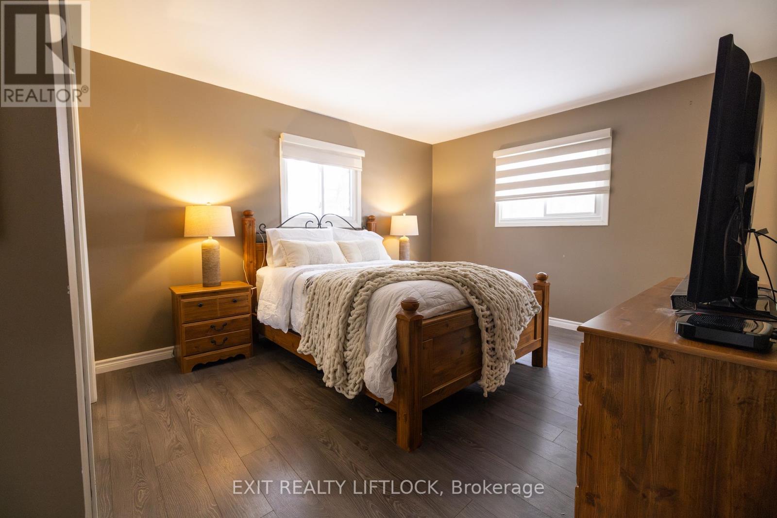 231 Front Street W, Kawartha Lakes (Bobcaygeon), Ontario  K0M 1A0 - Photo 10 - X12770760