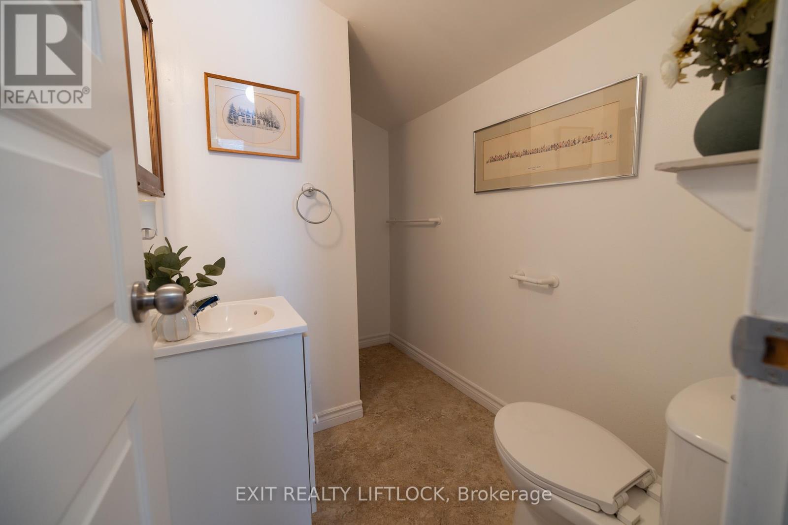 231 Front Street W, Kawartha Lakes (Bobcaygeon), Ontario  K0M 1A0 - Photo 24 - X12770760