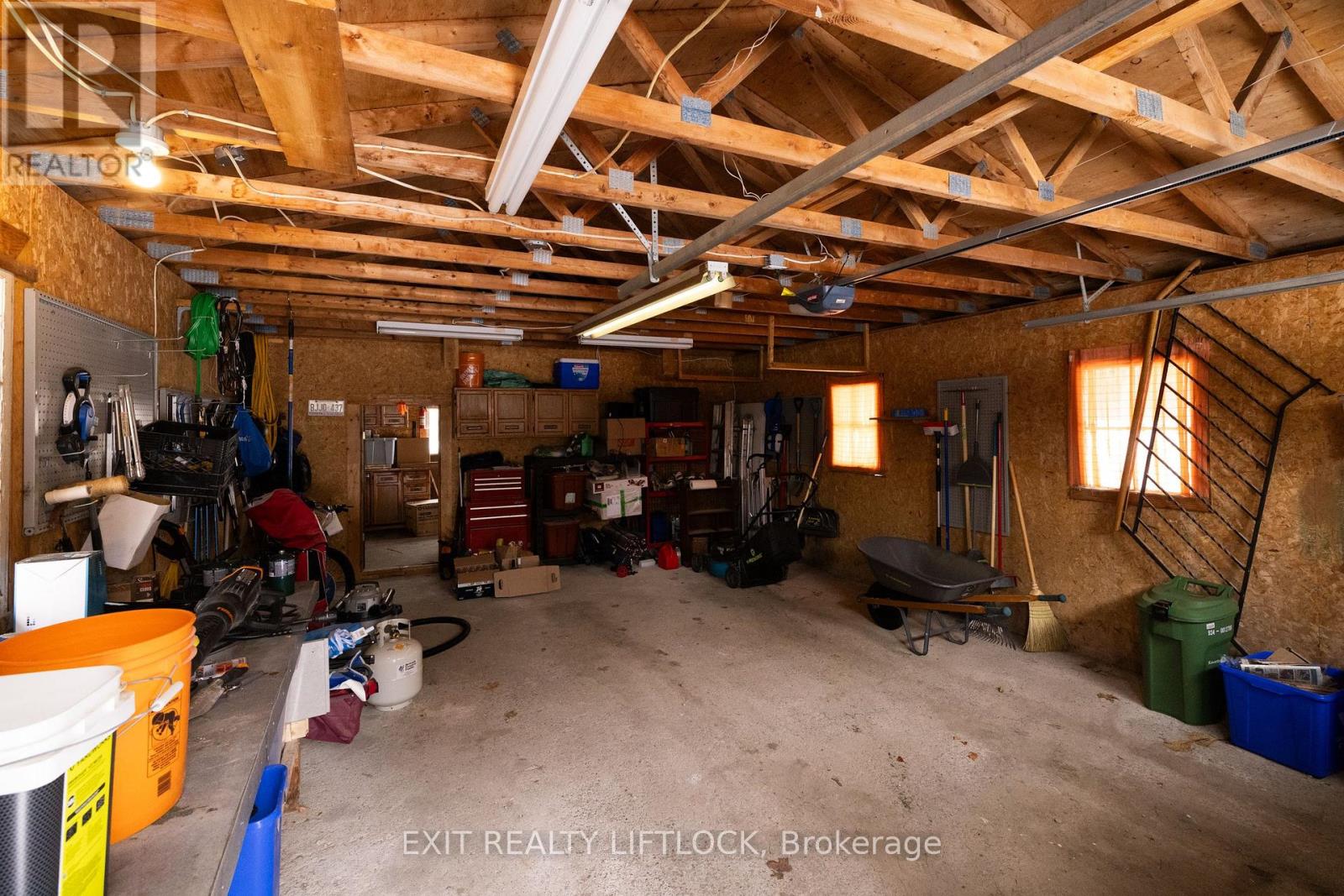 231 Front Street W, Kawartha Lakes (Bobcaygeon), Ontario  K0M 1A0 - Photo 34 - X12770760