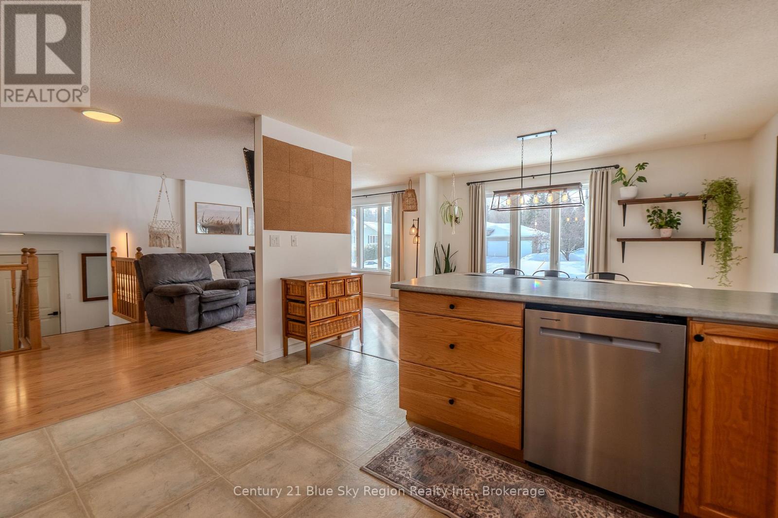 529 Pine Street, Mattawa, Ontario  P0H 1V0 - Photo 9 - X12771346