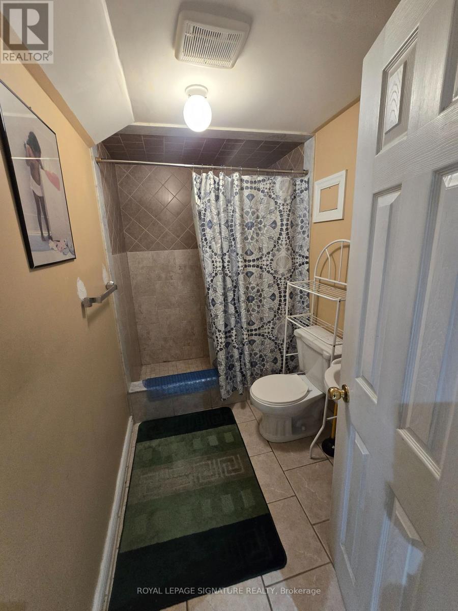 Basement (Private 1 Bath) - 19 Red Plant Crescent, Brampton, Ontario  L7A 1V8 - Photo 8 - W12766474