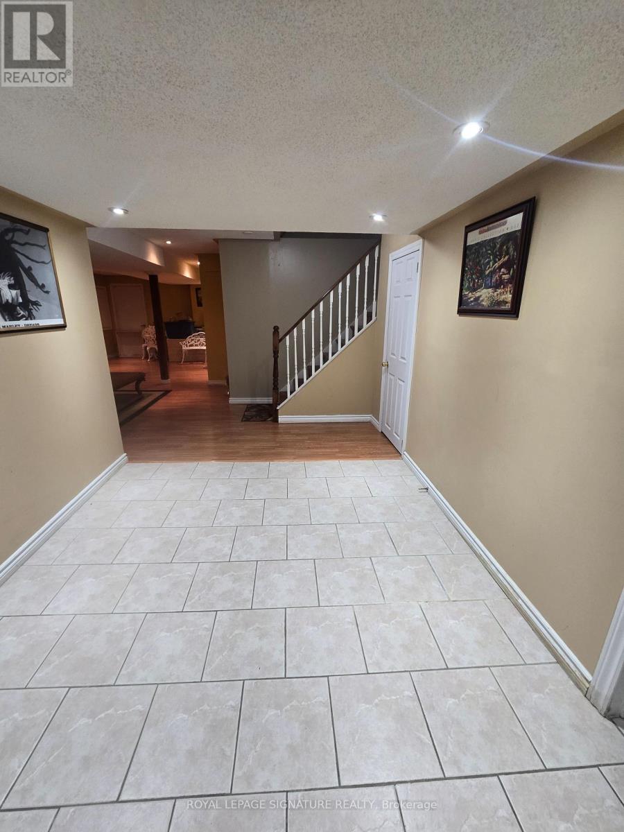 Basement (Private 1 Bath) - 19 Red Plant Crescent, Brampton, Ontario  L7A 1V8 - Photo 5 - W12766474