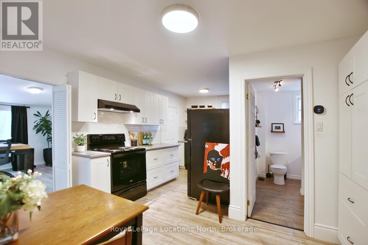 260 Cedar Street, Collingwood, Ontario  L9Y 3A8 - Photo 10 - S12771348