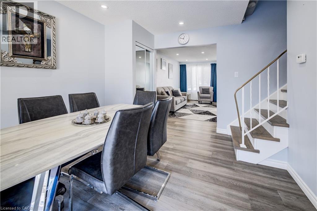 52 Uxbridge Crescent, Kitchener, Ontario  N2E 2P8 - Photo 9 - 40803833