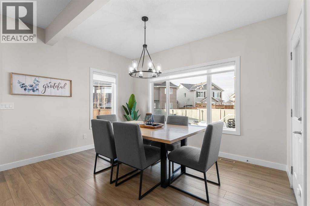 1621 Bayside Green Sw, Airdrie, Alberta  T4B 5E8 - Photo 11 - A2284313