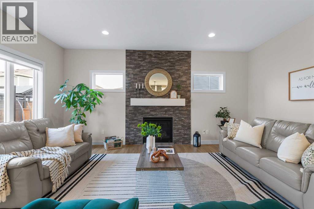 1621 Bayside Green Sw, Airdrie, Alberta  T4B 5E8 - Photo 13 - A2284313