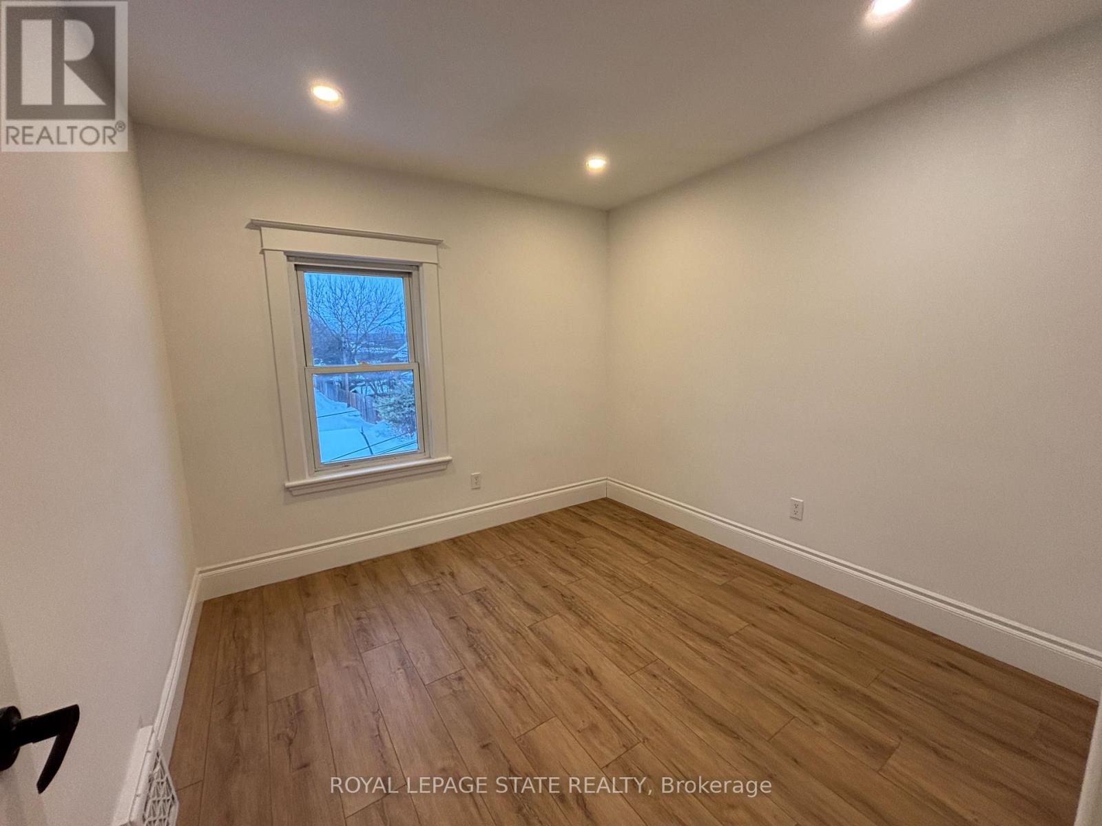 Upper - 69 Roxborough Avenue, Hamilton, Ontario  L8L 1Y2 - Photo 23 - X12768988