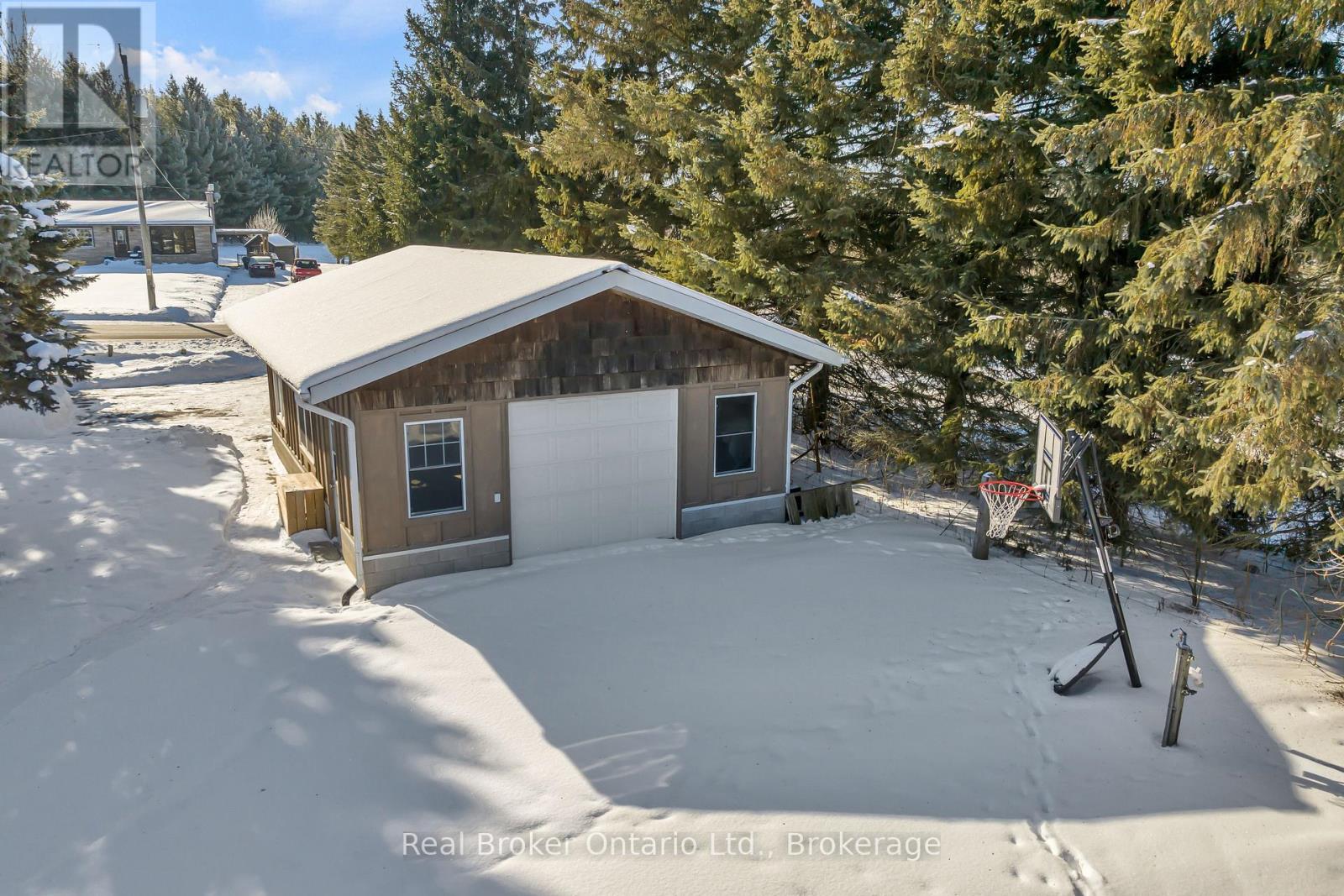 6566 Concession Rd 4 Road, Puslinch, Ontario  N0B 2J0 - Photo 2 - X12771282