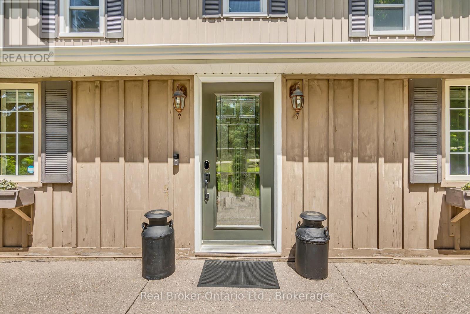 6566 Concession Rd 4 Road, Puslinch, Ontario  N0B 2J0 - Photo 4 - X12771282