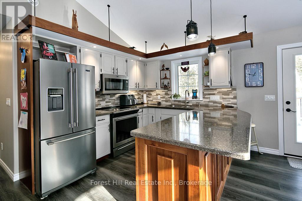 634341 Artemesia Glenelg Townline, Grey Highlands, Ontario  N0C 1H0 - Photo 12 - X12771362