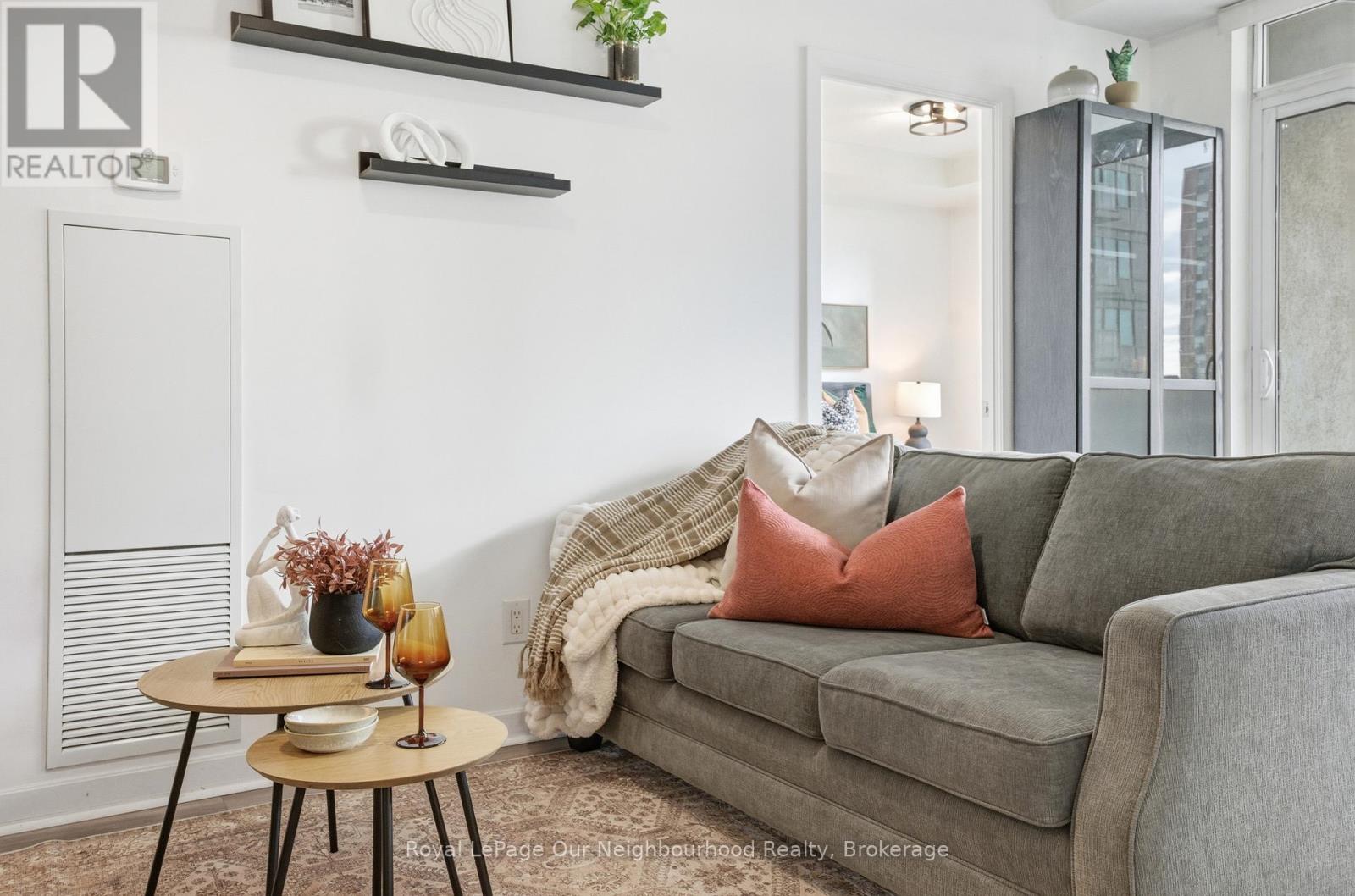 301 - 1235 Bayly Street, Pickering, Ontario  L1W 1L7 - Photo 5 - E12771314