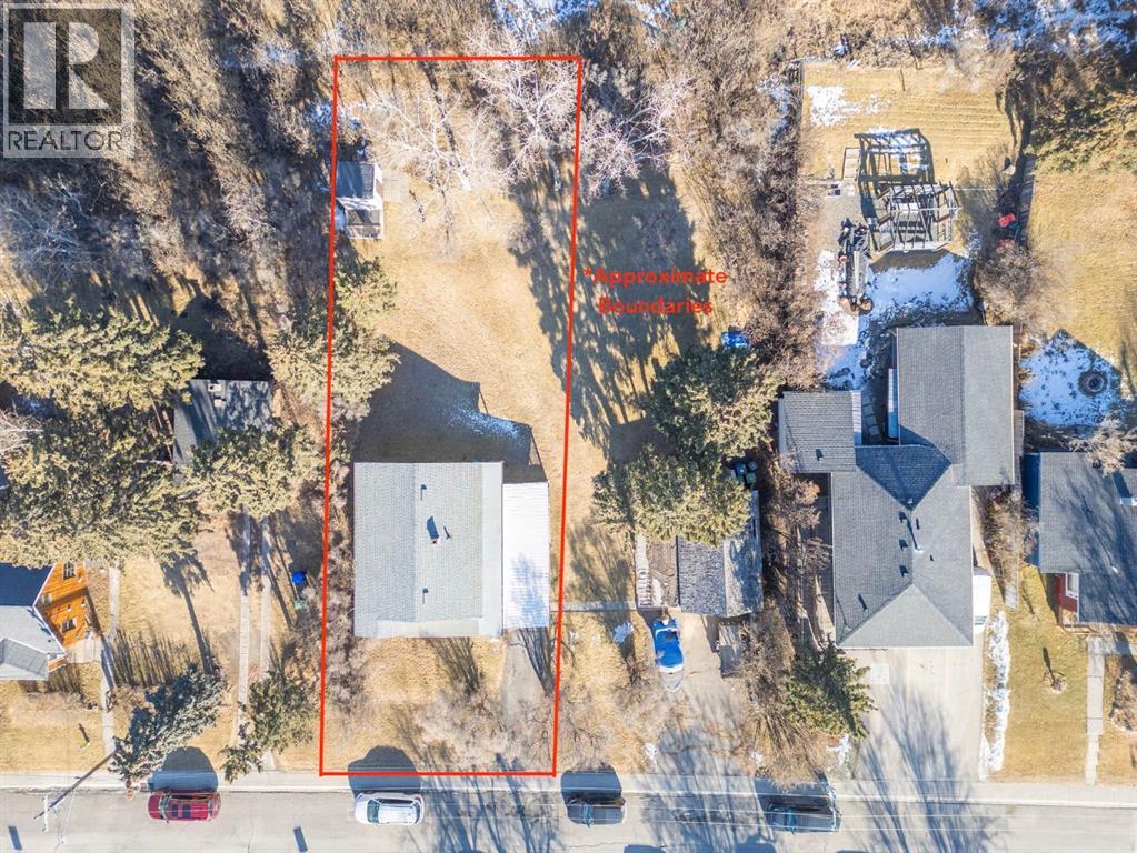 332 Third Street W, Cochrane, Alberta  T4C 1Z6 - Photo 2 - A2280560