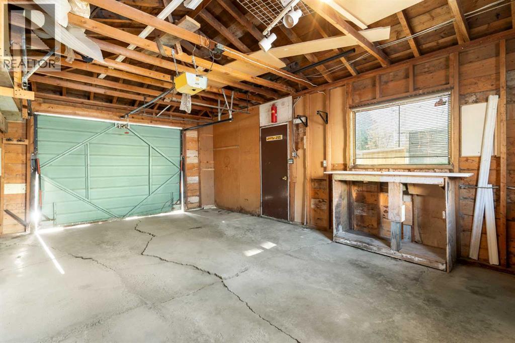 19 Carmangay Crescent Nw, Calgary, Alberta  T2L 0S8 - Photo 28 - A2284236