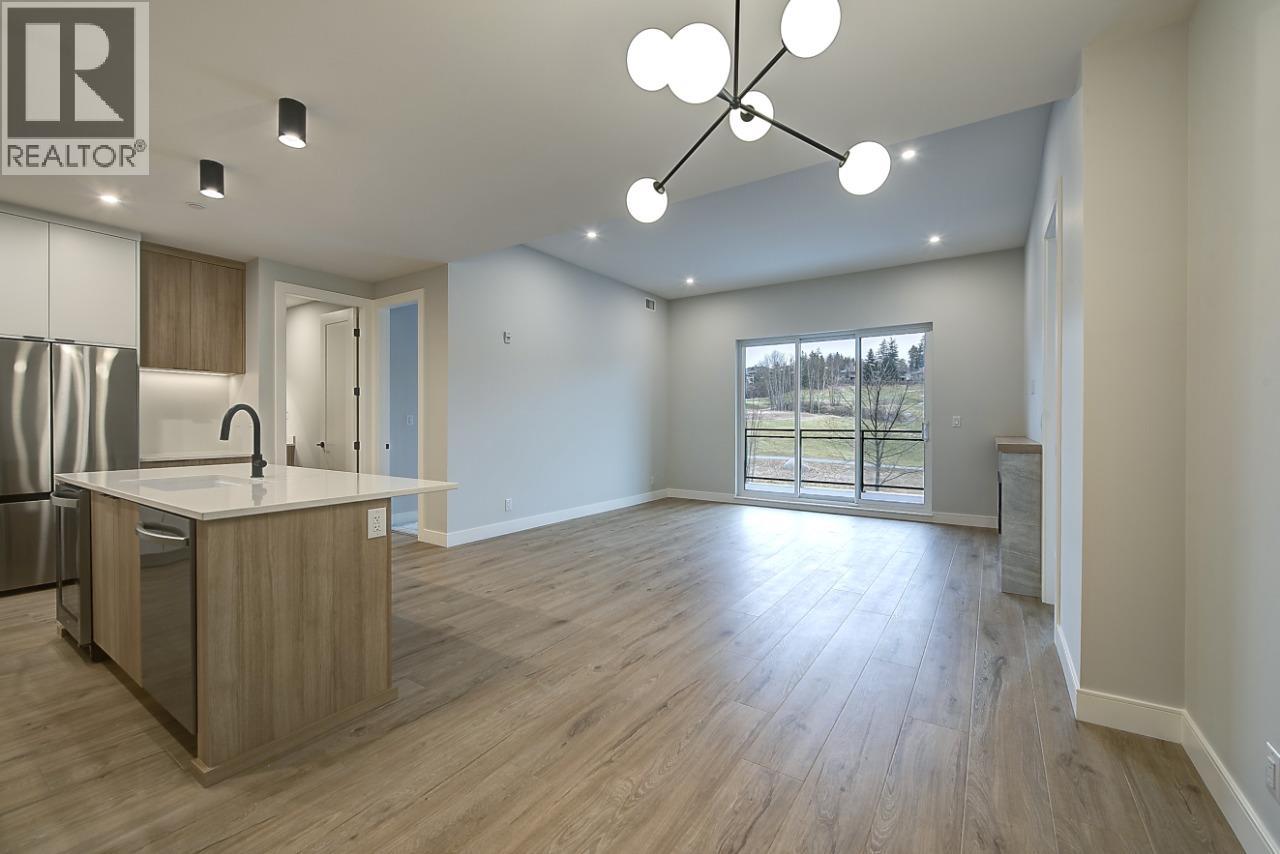 75 Predator Ridge Drive Unit# 205, Vernon, British Columbia  V1H 2H1 - Photo 17 - 10372188