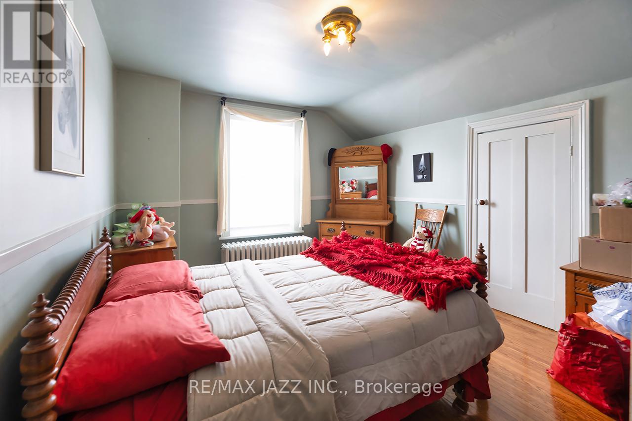 22 Francis Street, Kawartha Lakes (Lindsay), Ontario  K9V 3R6 - Photo 24 - X12771256