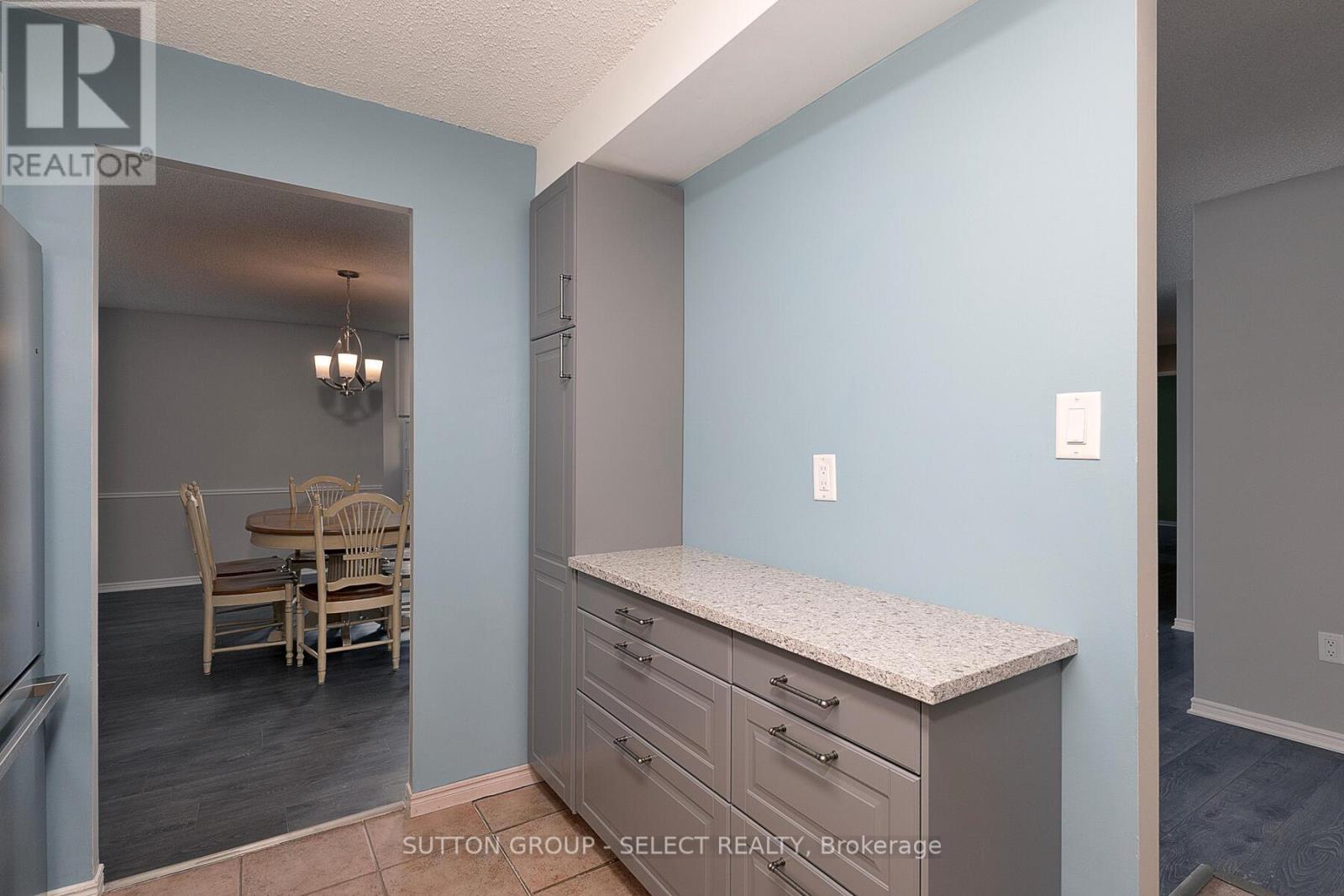 Photo 12 of 29 for 304 - 363 Colborne Street