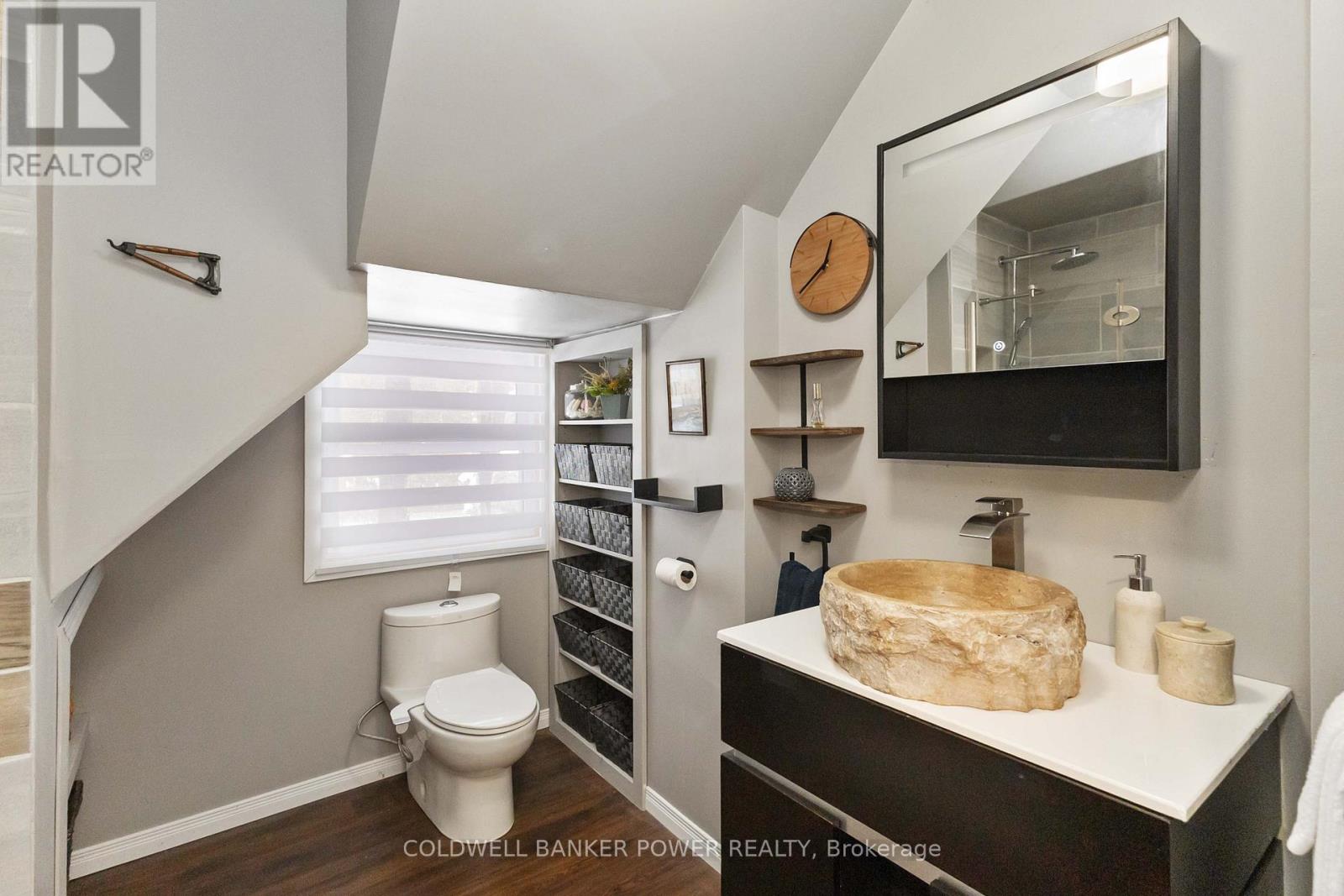 32 Ann Street, Lambton Shores, Ontario  N0M 1B0 - Photo 14 - X12771410