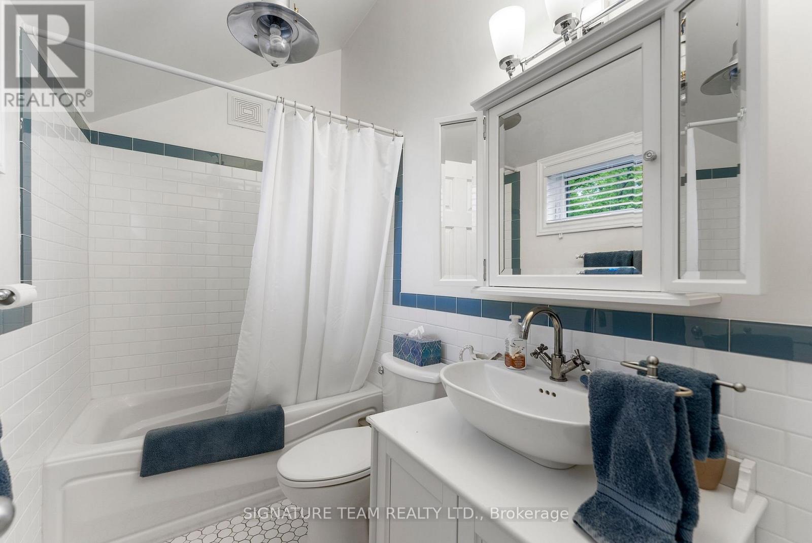 585b Two Mile Trail, Whitewater Region, Ontario  K8A 6W3 - Photo 21 - X12771354