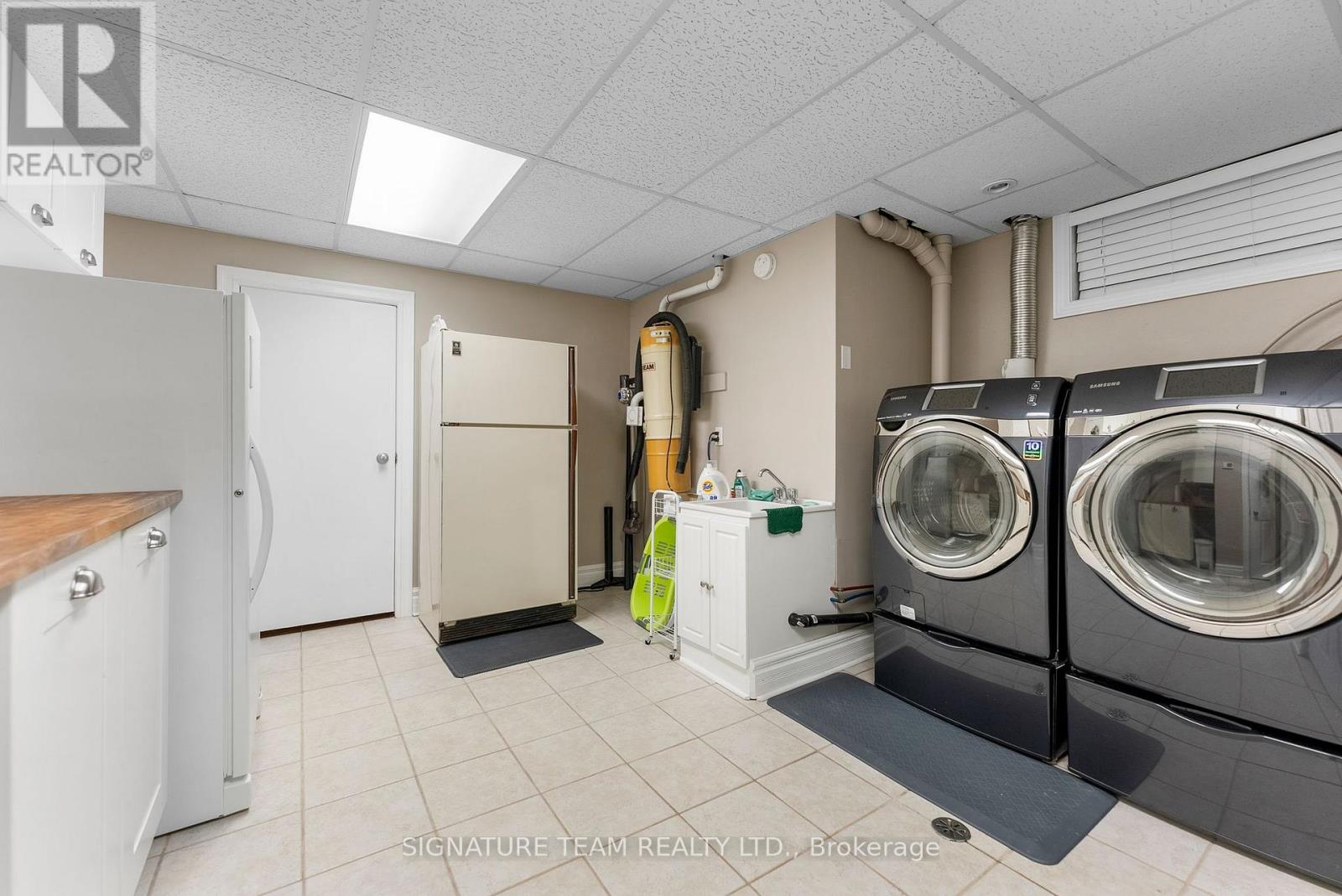 585b Two Mile Trail, Whitewater Region, Ontario  K8A 6W3 - Photo 27 - X12771354