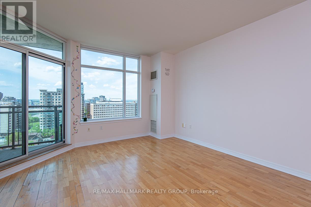1203 - 570 Laurier Avenue W, Ottawa, Ontario  K1R 1C8 - Photo 7 - X12771248