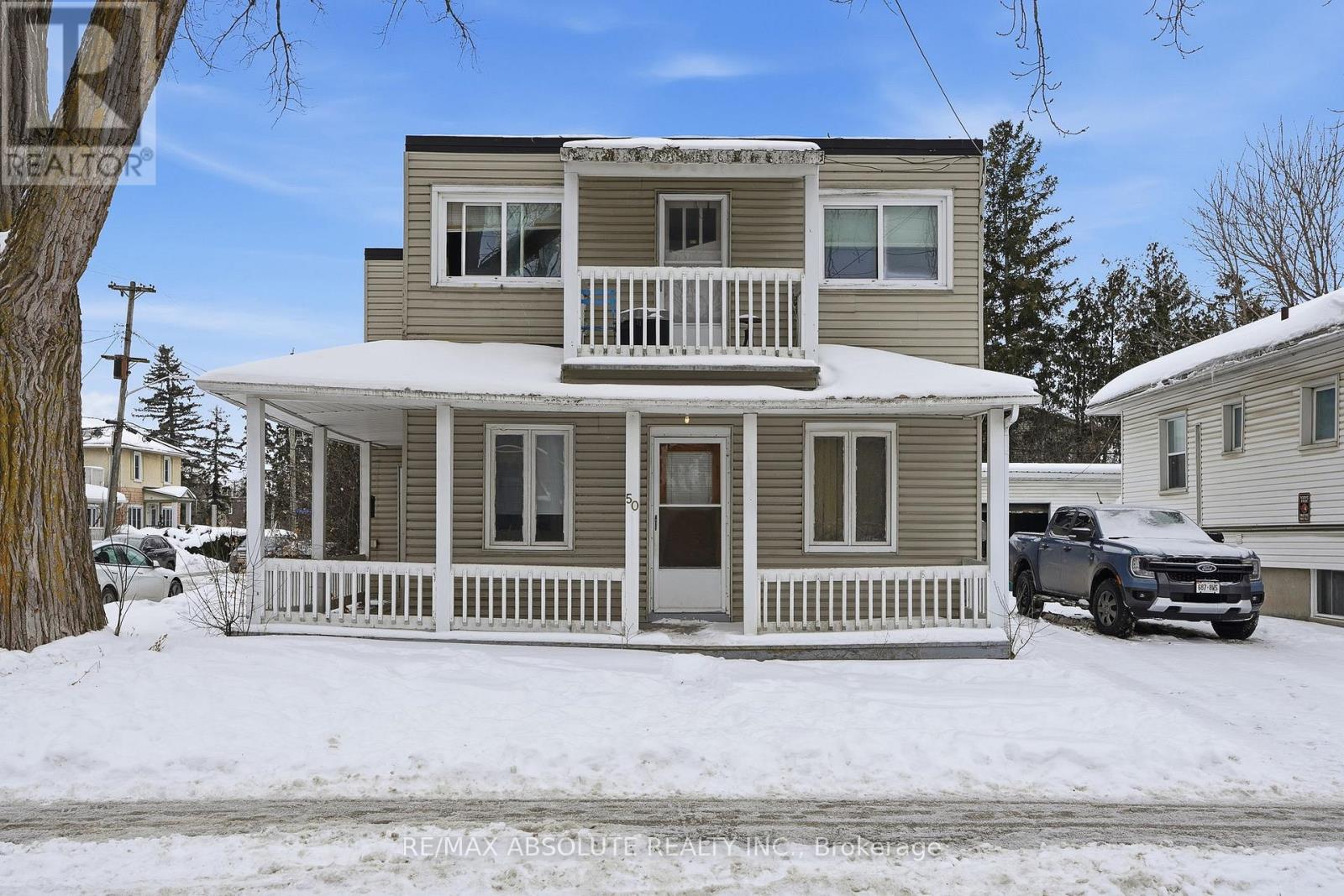 50 Jolliet Avenue, Ottawa, Ontario  K1L 5H5 - Photo 2 - X12771330