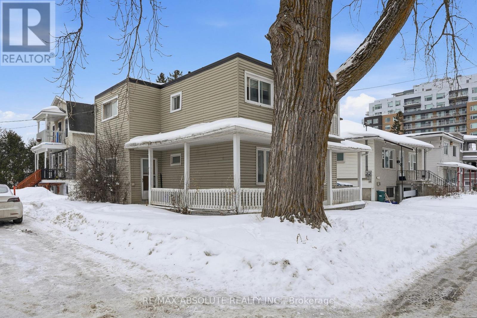 50 Jolliet Avenue, Ottawa, Ontario  K1L 5H5 - Photo 3 - X12771330