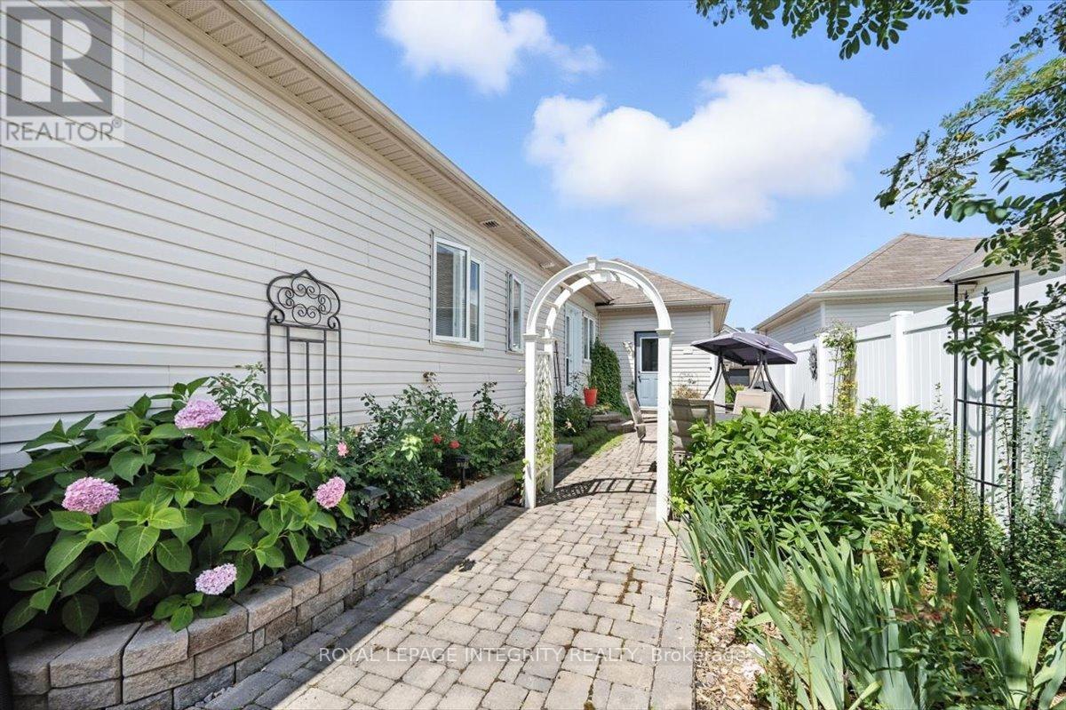 1030 Valin Street, Ottawa, Ontario  K4A 4X7 - Photo 37 - X12771340