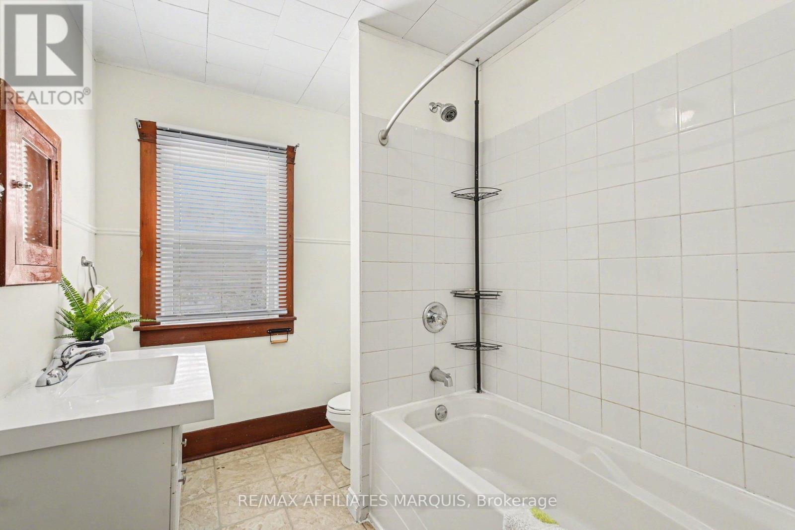 49-51 Mcgill Street N, Smiths Falls, Ontario  K7A 2J7 - Photo 24 - X12771392