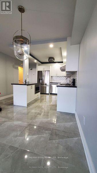 1904 - 4101 Sheppard Avenue E, Toronto, Ontario  M1S 3H3 - Photo 2 - E12765694